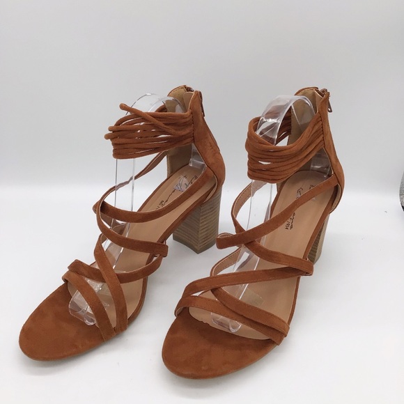 Vintage Havana chestnut strappy sandal women NWOT Vintage Havana chestnut strappy sandal 11